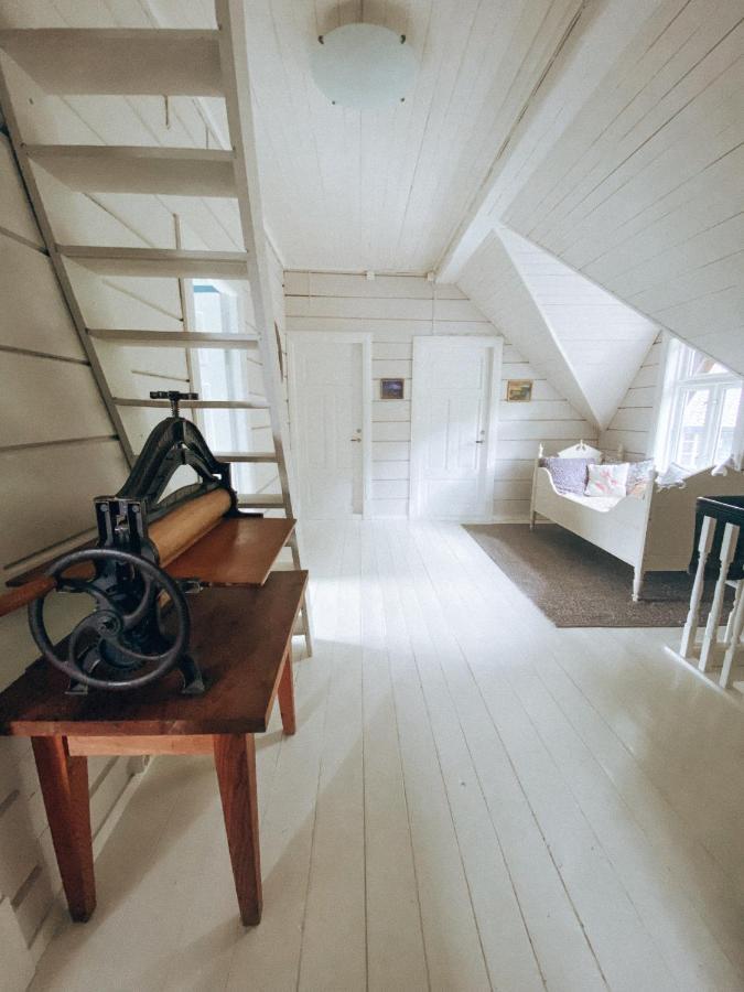 Heggjabygda Gjestegard, Nordfjordeid Exterior photo
