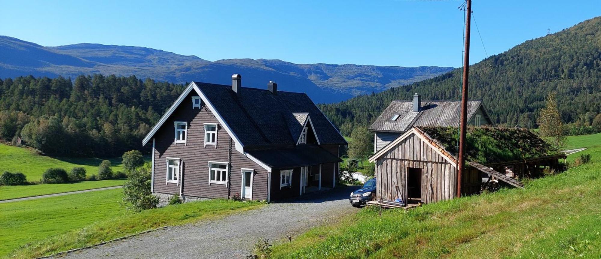 Heggjabygda Gjestegard, Nordfjordeid Exterior photo